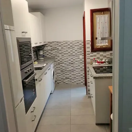 A 1 Minuto De Canteras شقة *